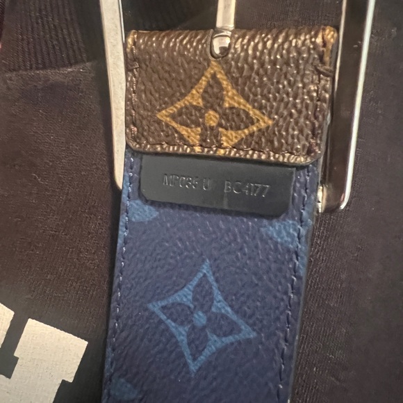 Authentic Louis Vuitton belt reversible - Picture 4 of 4